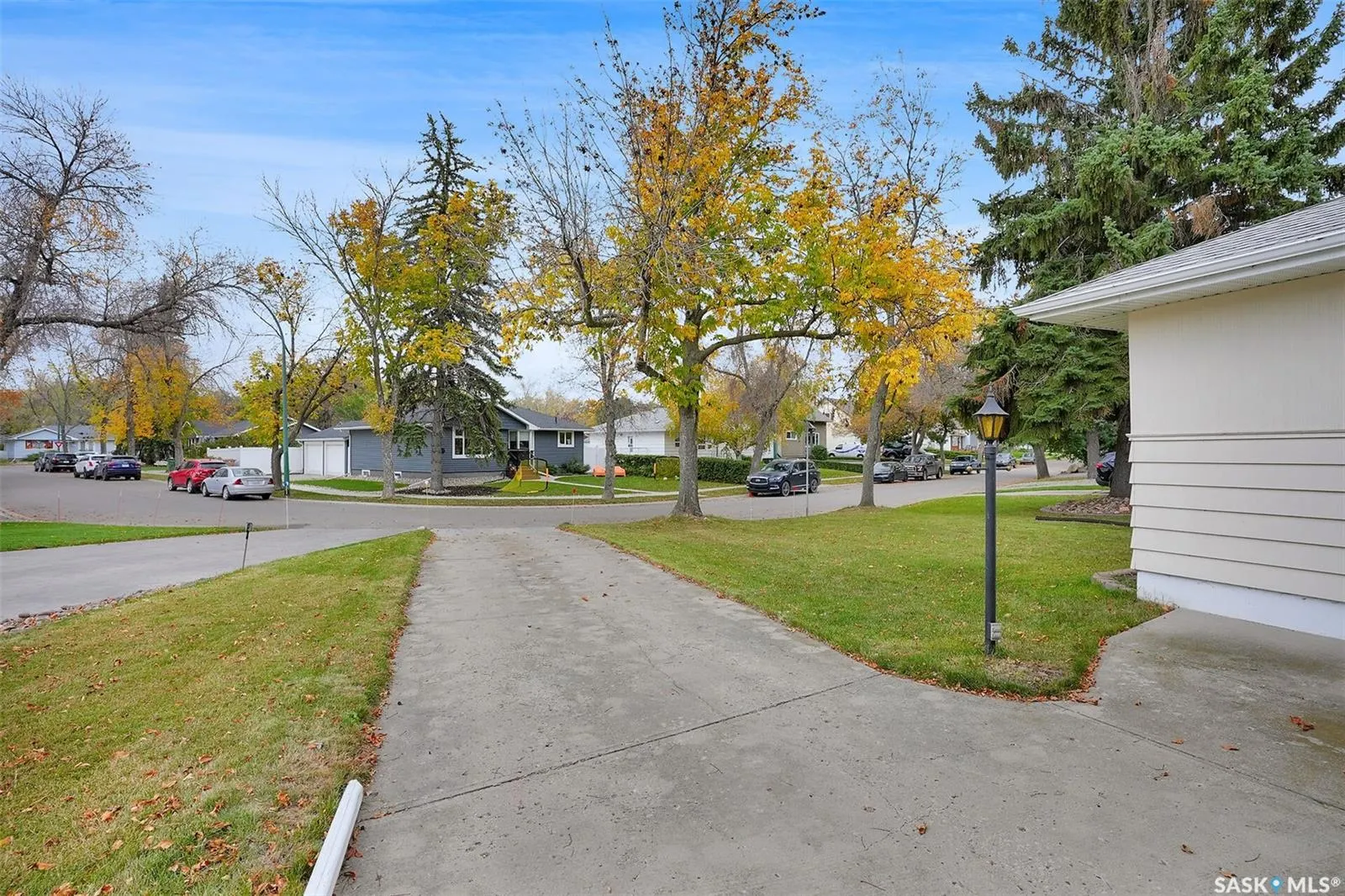 22 Lamont CRESCENT
