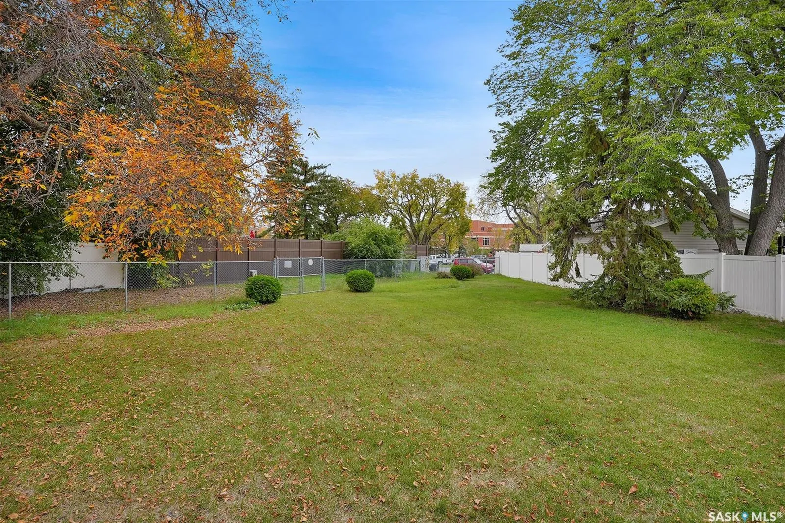 22 Lamont CRESCENT