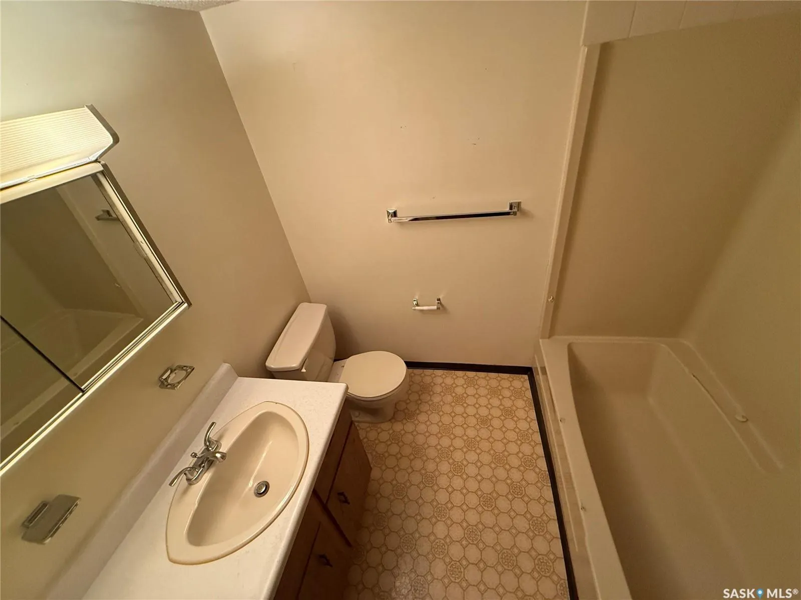 15 Barr STREET, #106