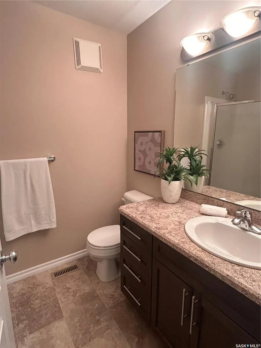 1621 Dakota DRIVE, #204