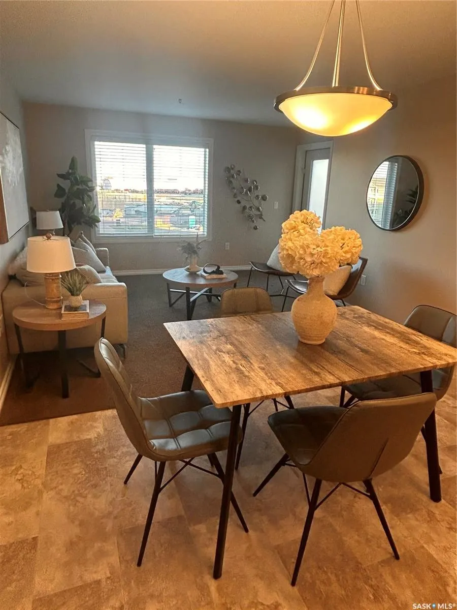 1621 Dakota DRIVE, #204