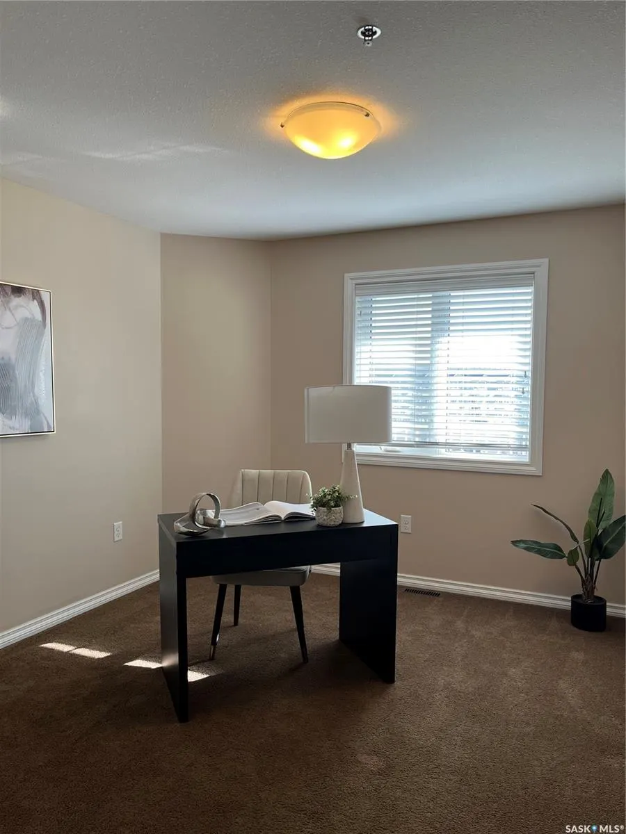 1621 Dakota DRIVE, #204