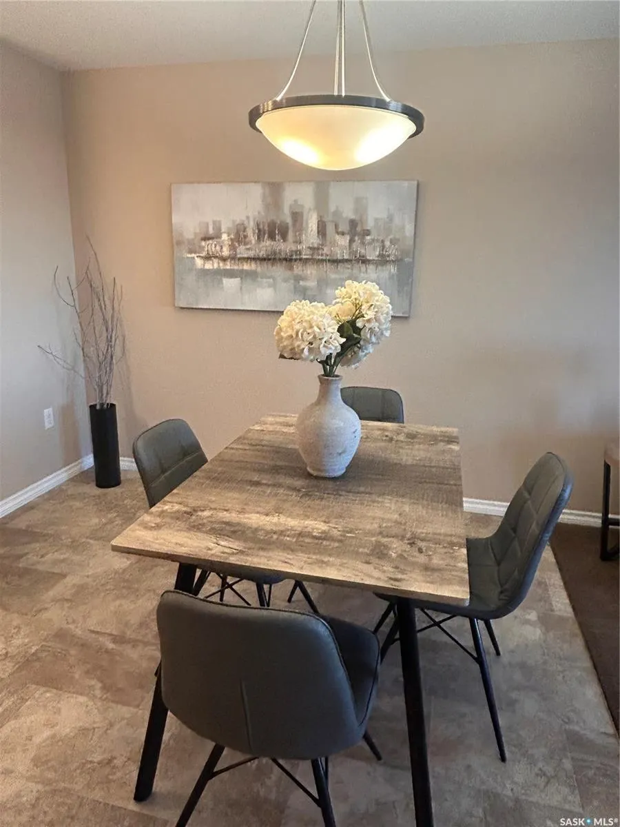 1621 Dakota DRIVE, #204