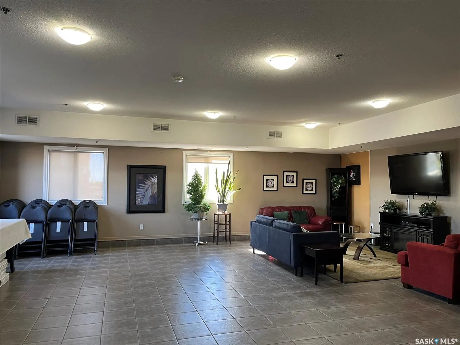 1621 Dakota DRIVE, #204