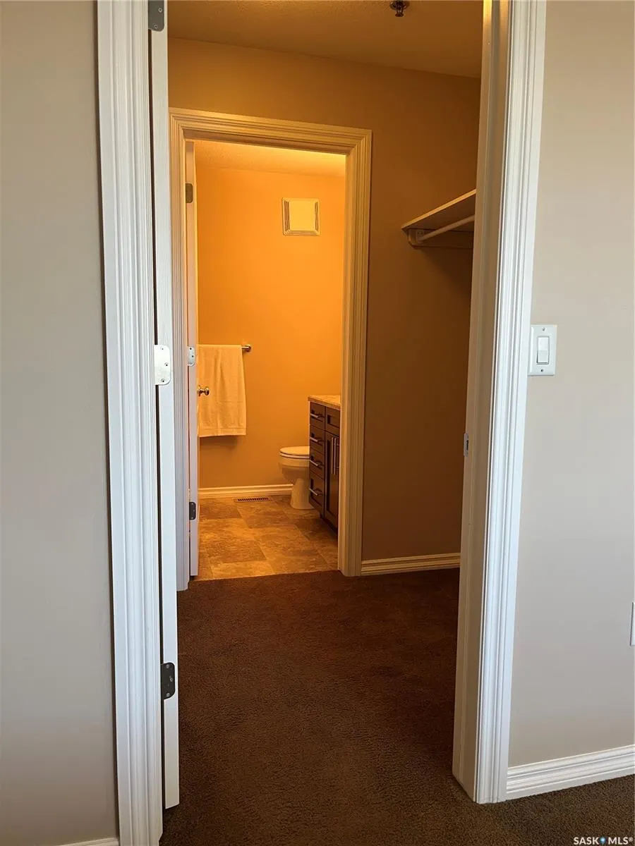 1621 Dakota DRIVE, #204