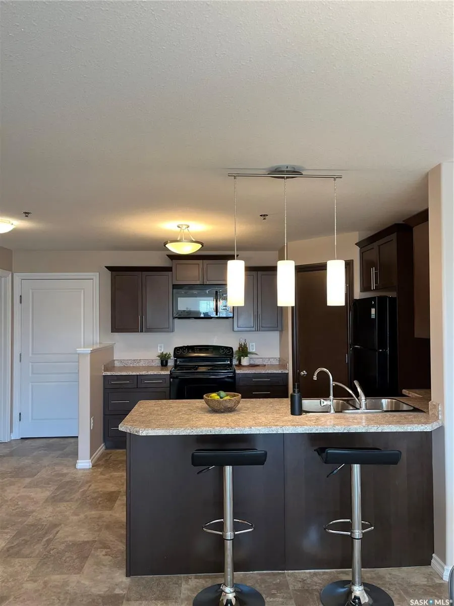 1621 Dakota DRIVE, #204