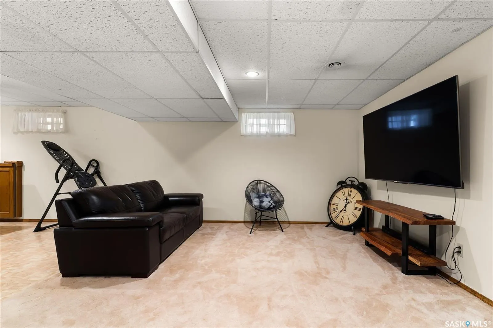 3807 Bow BAY