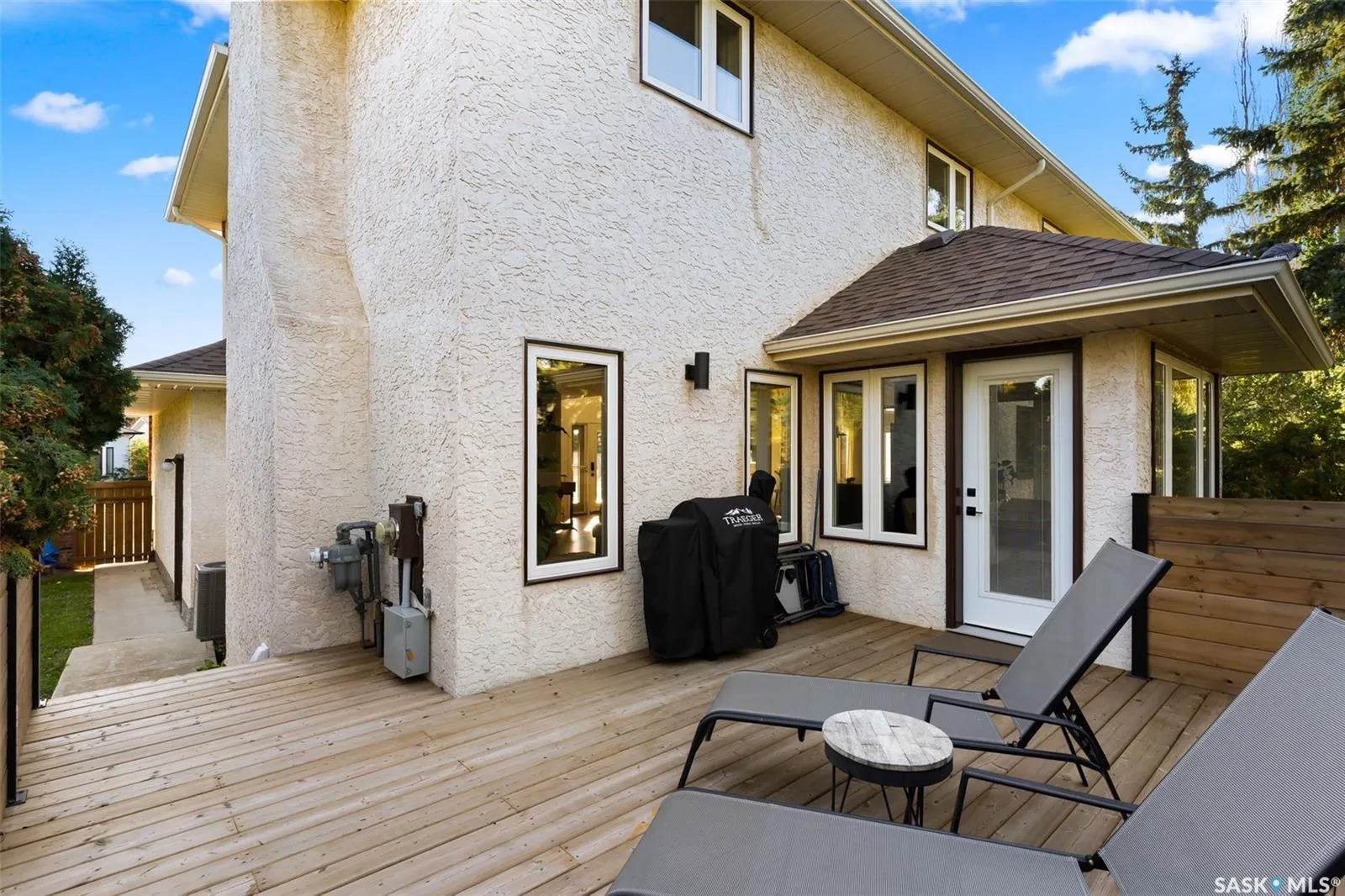 3807 Bow BAY