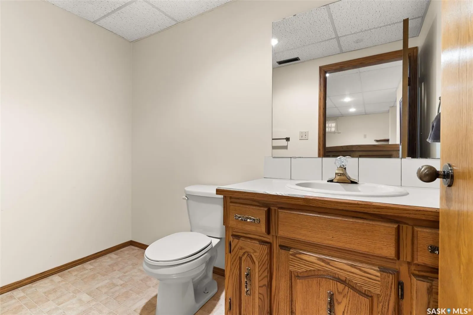 3807 Bow BAY