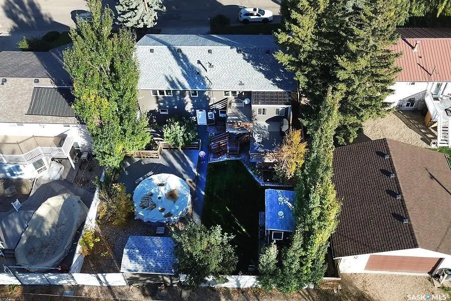 19 Maple PLACE
