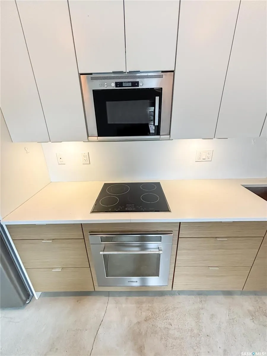 315 D AVENUE S, #6
