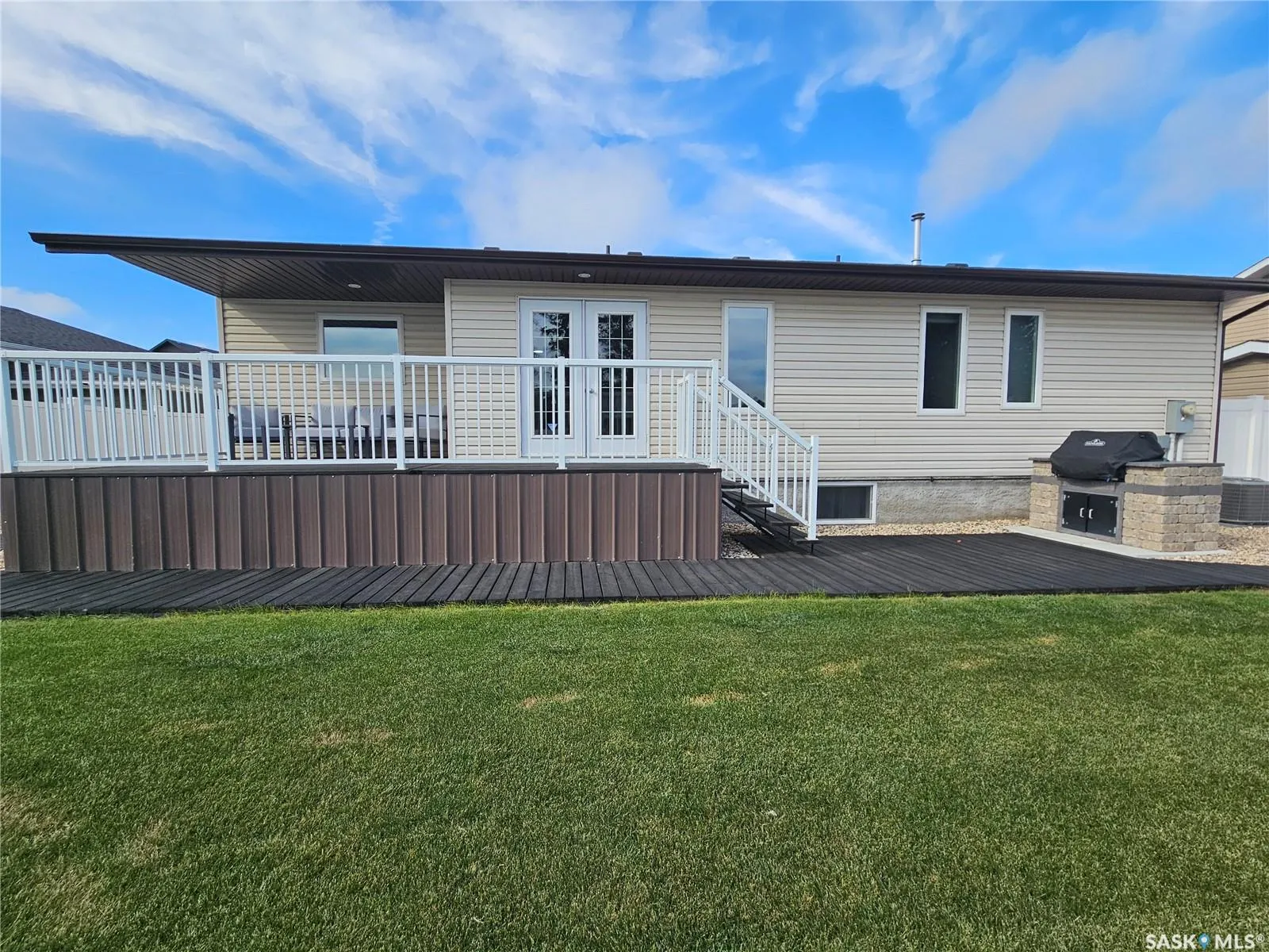 88 Parklane DRIVE