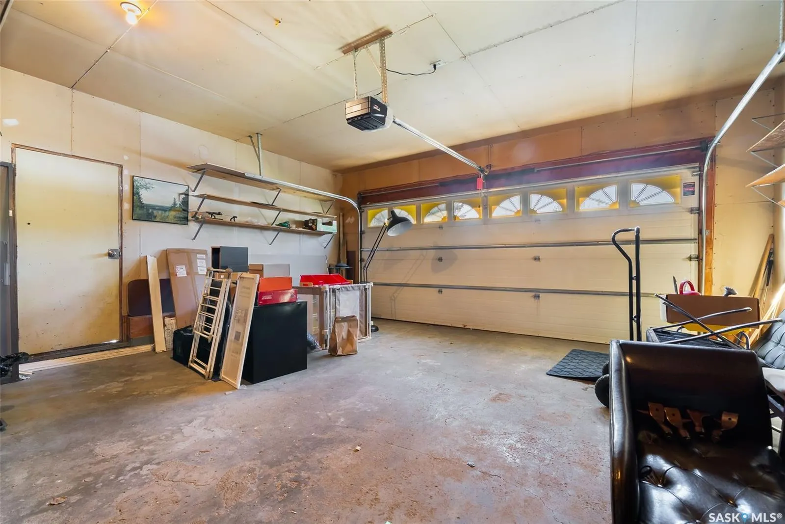 2938 Huget PLACE