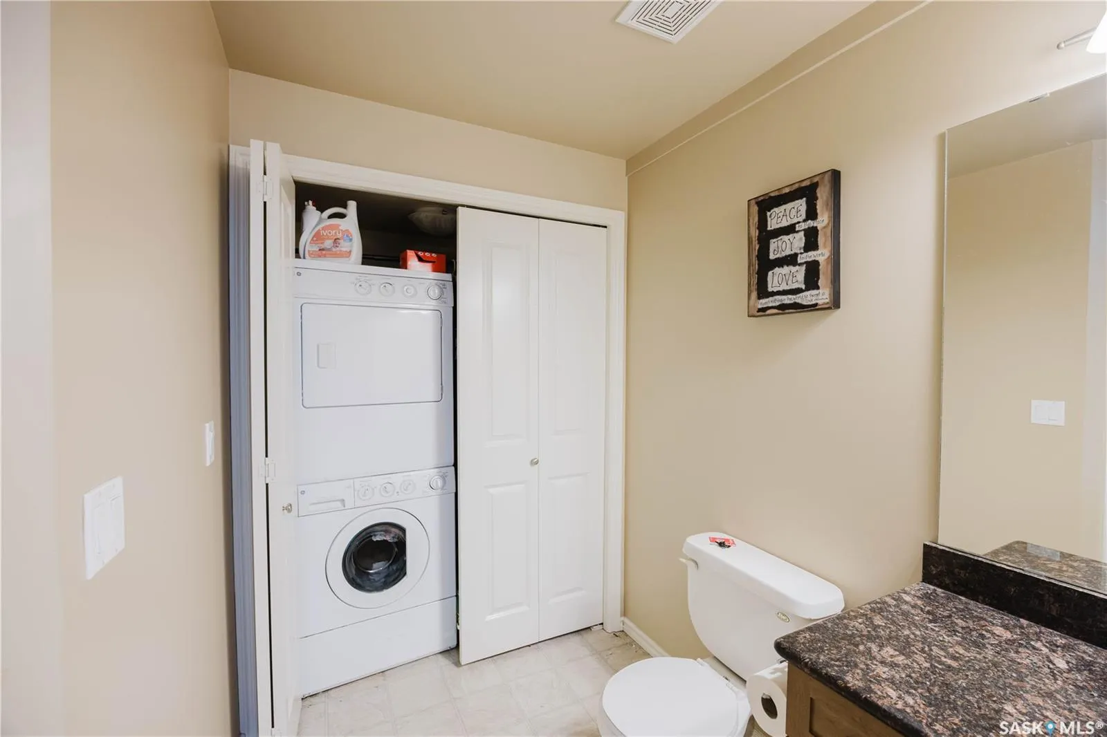 615 Lynd CRESCENT, #403