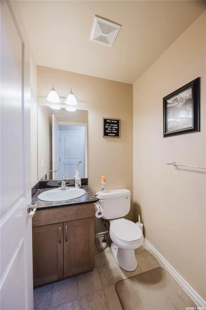 615 Lynd CRESCENT, #403