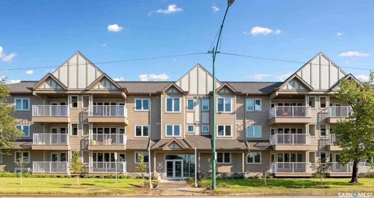 318 108th STREET W, #101