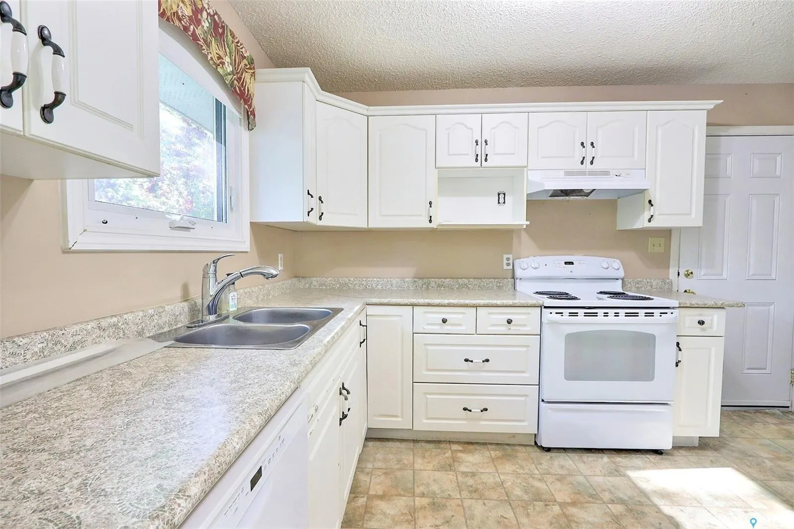 165 Macdowall CRESCENT