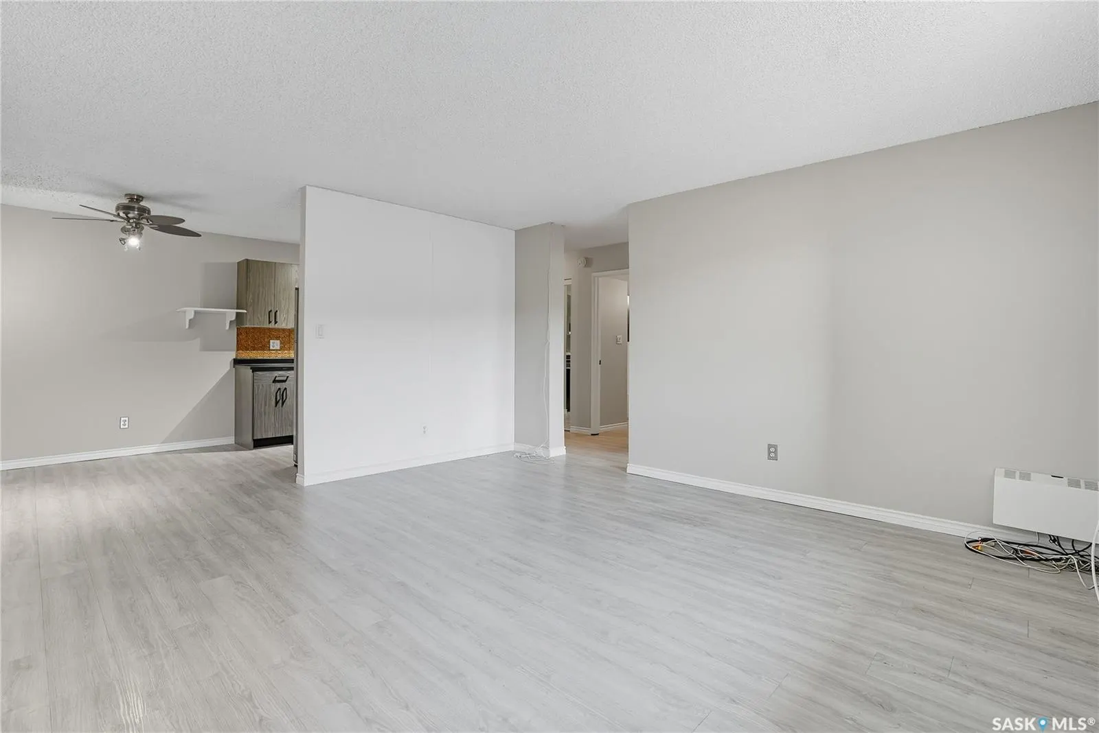 5 Columbia DRIVE, #103