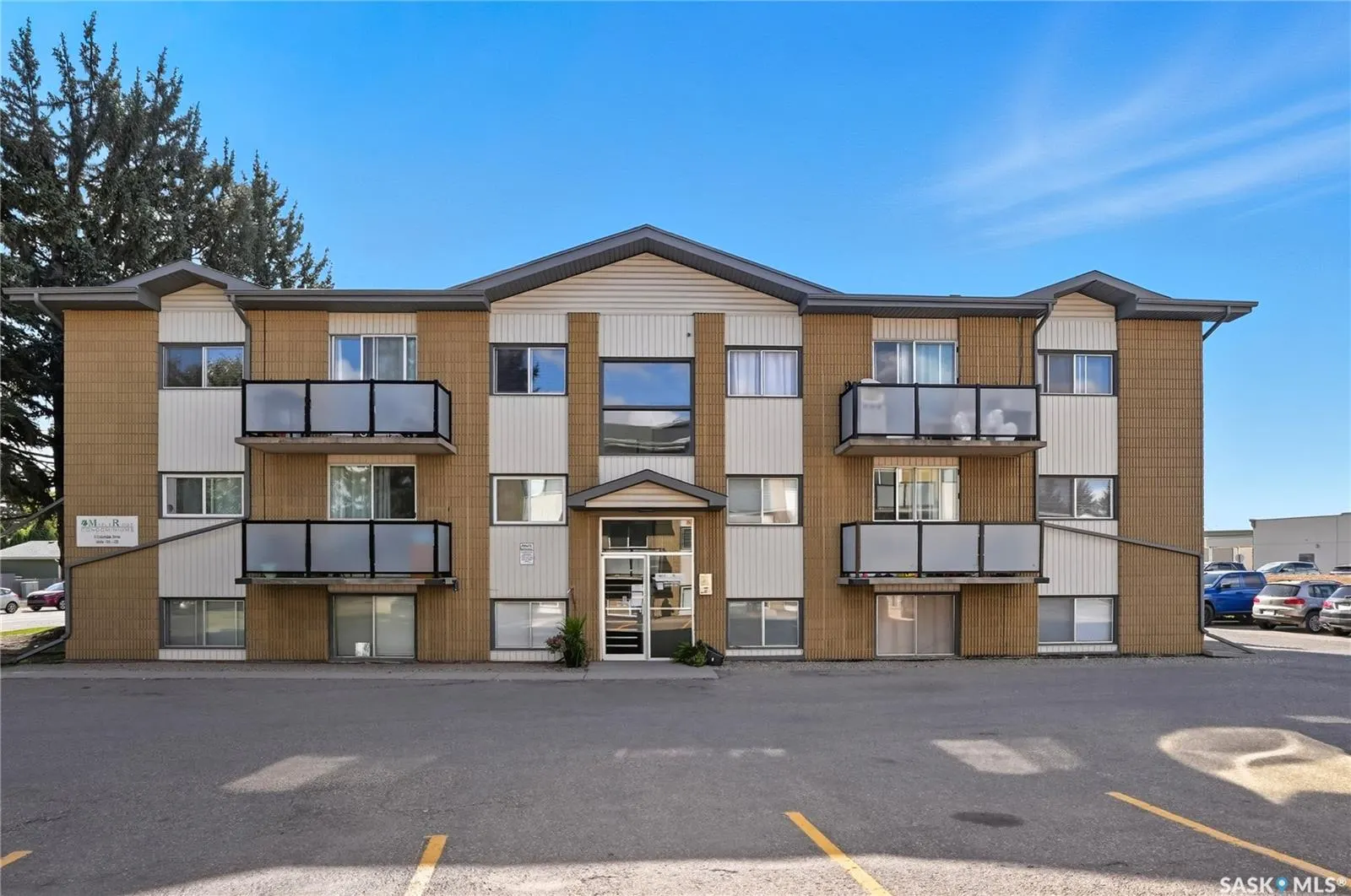 5 Columbia DRIVE, #103