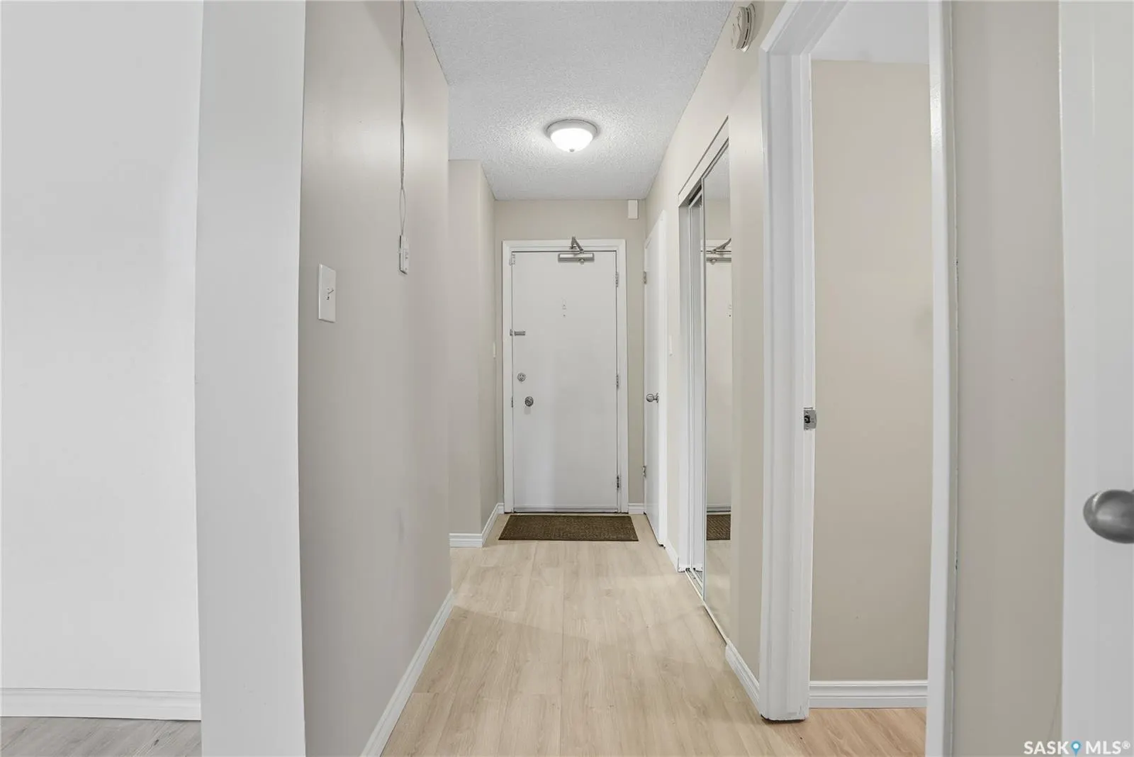 5 Columbia DRIVE, #103
