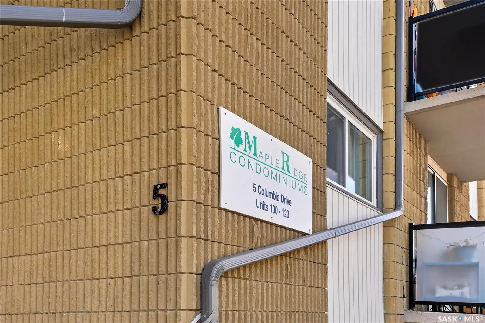 5 Columbia DRIVE, #103