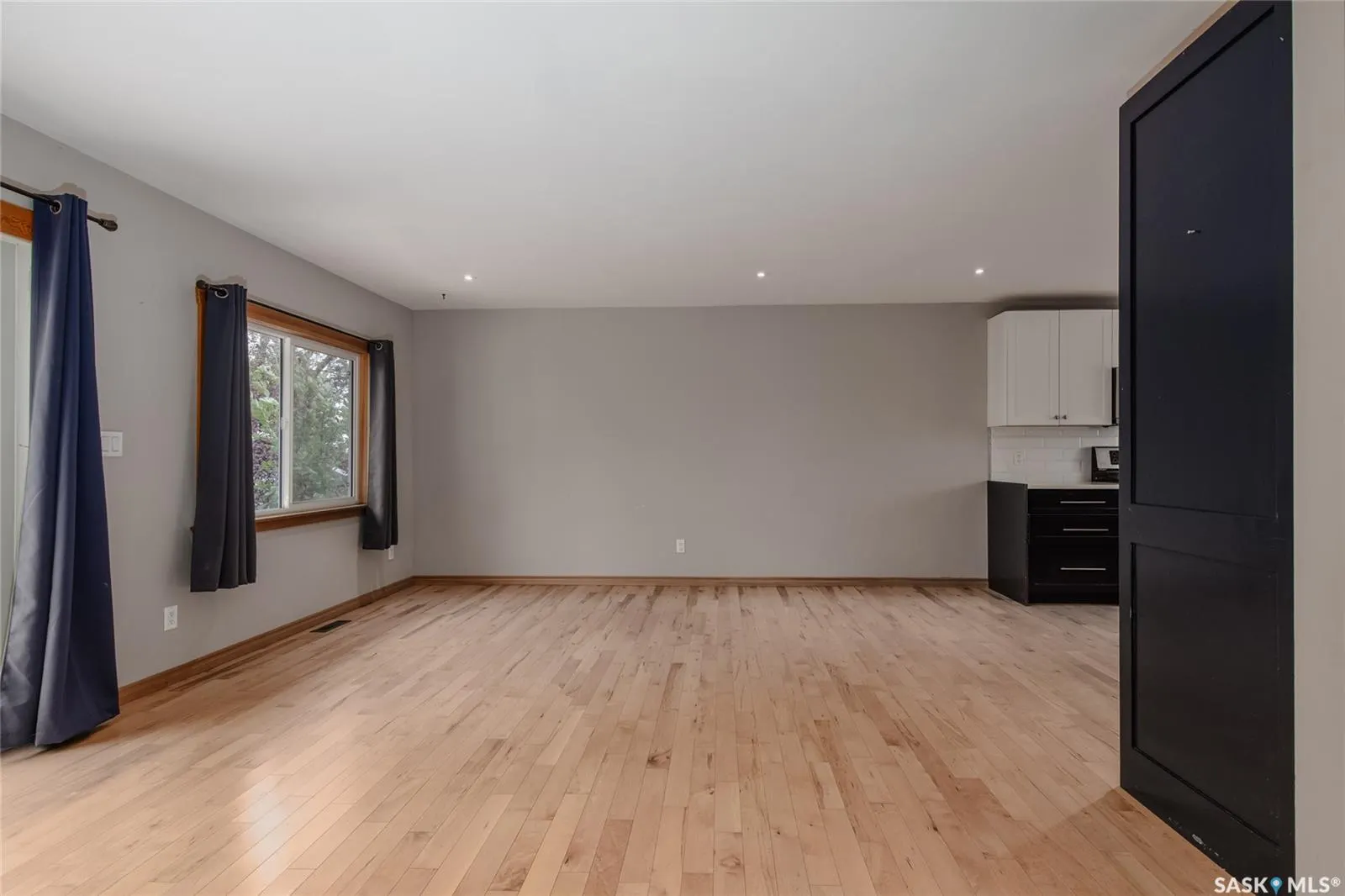 1339 SPADINA STREET W
