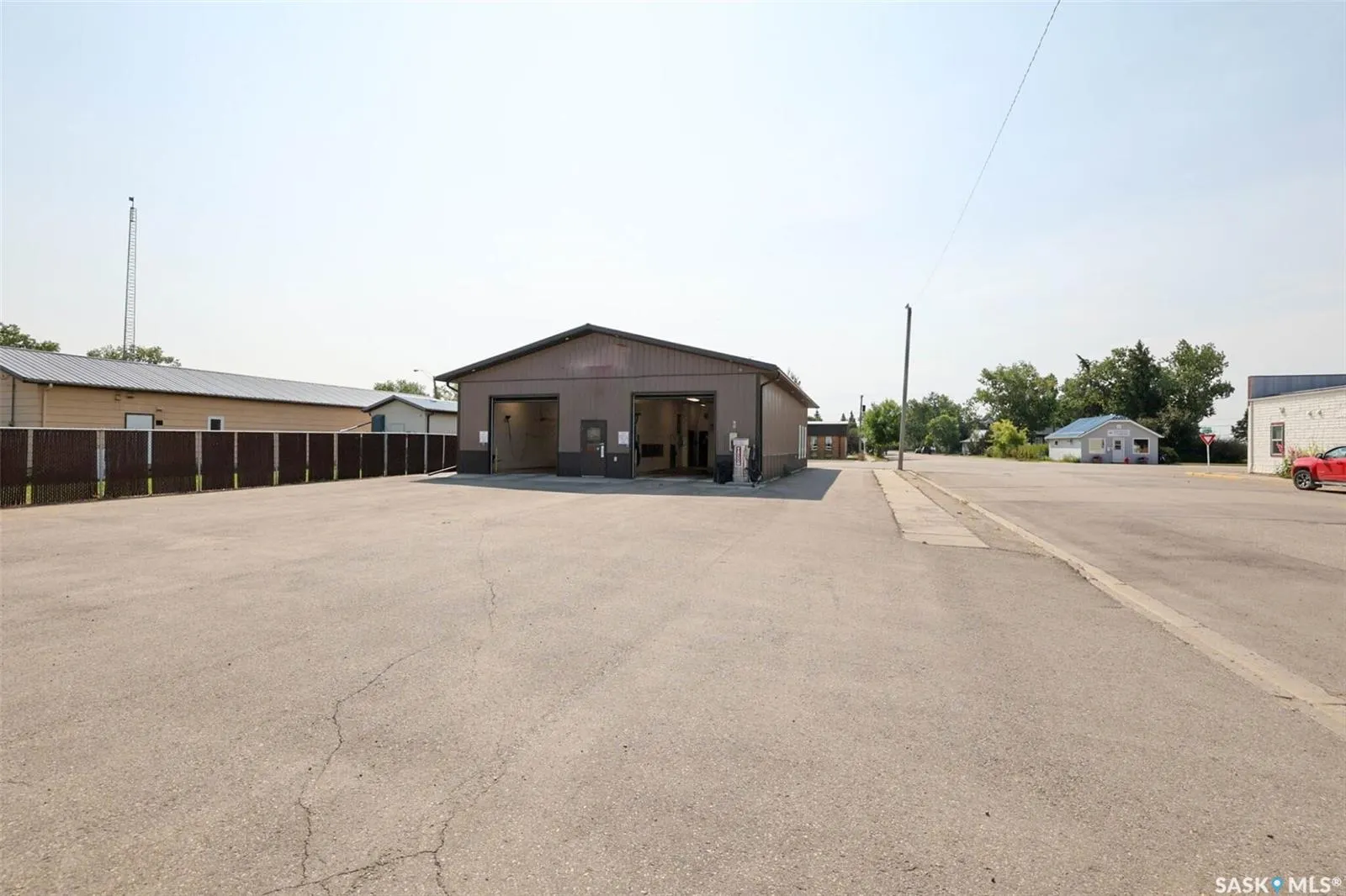 200 Main STREET