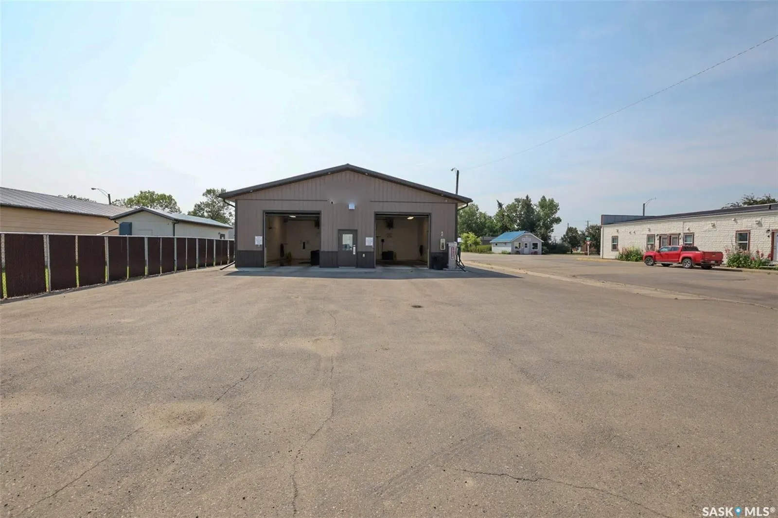 200 Main STREET