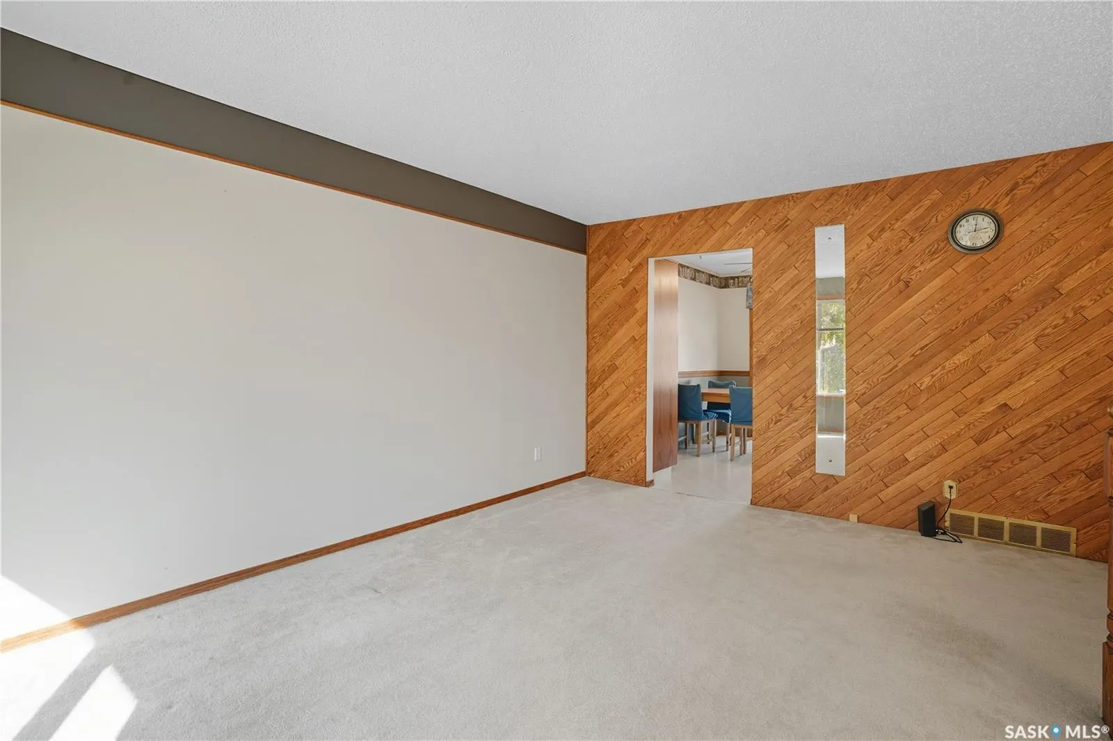 337 Brock CRESCENT