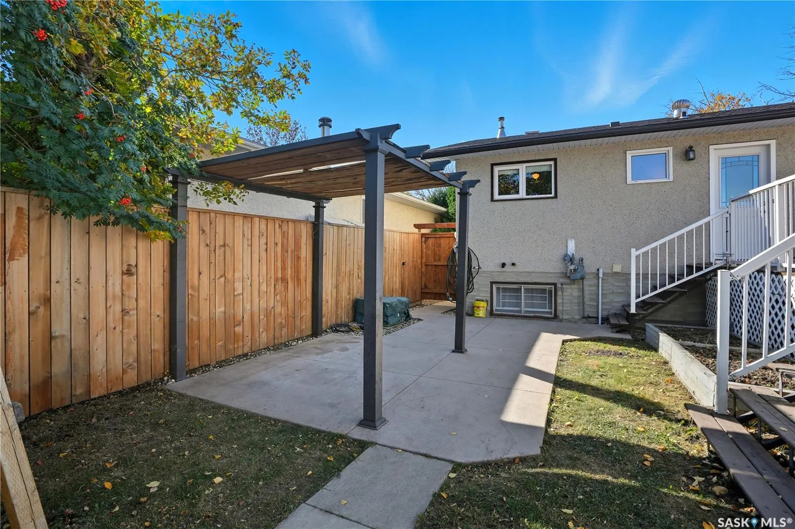 337 Brock CRESCENT