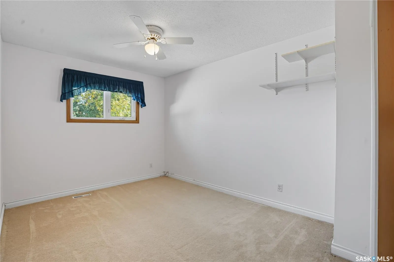 337 Brock CRESCENT