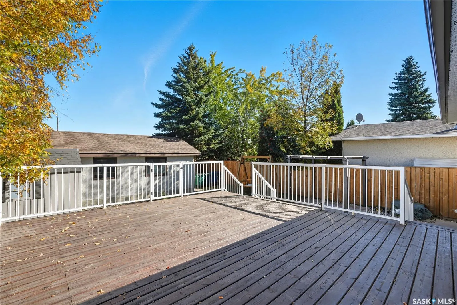 337 Brock CRESCENT