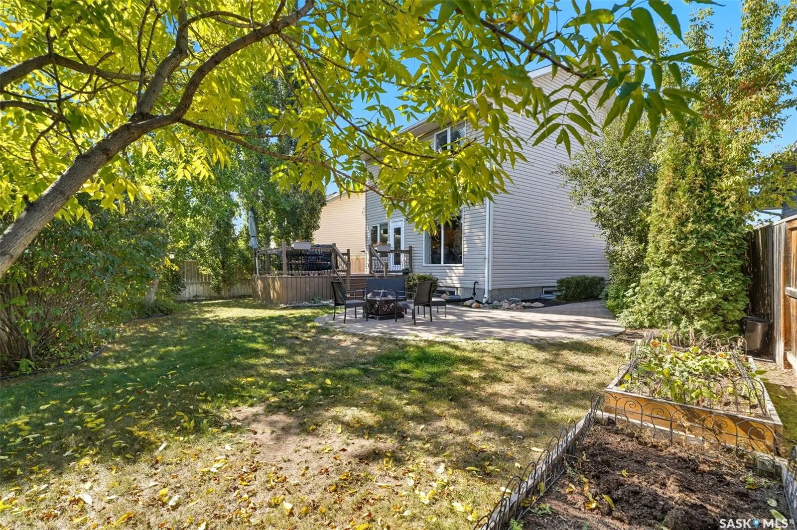 206 MARTIN CRESCENT