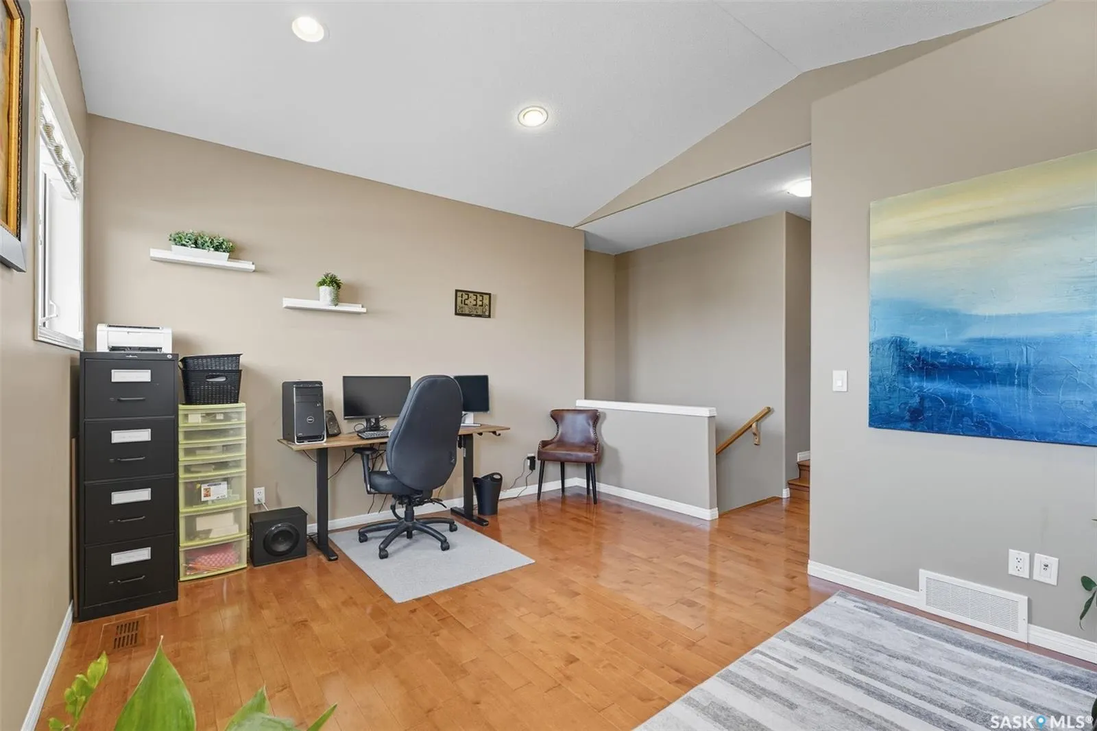 206 MARTIN CRESCENT