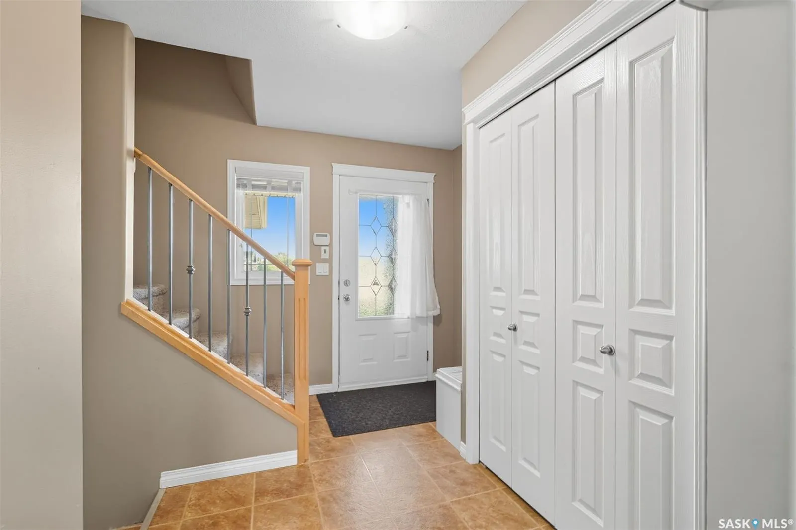 206 MARTIN CRESCENT