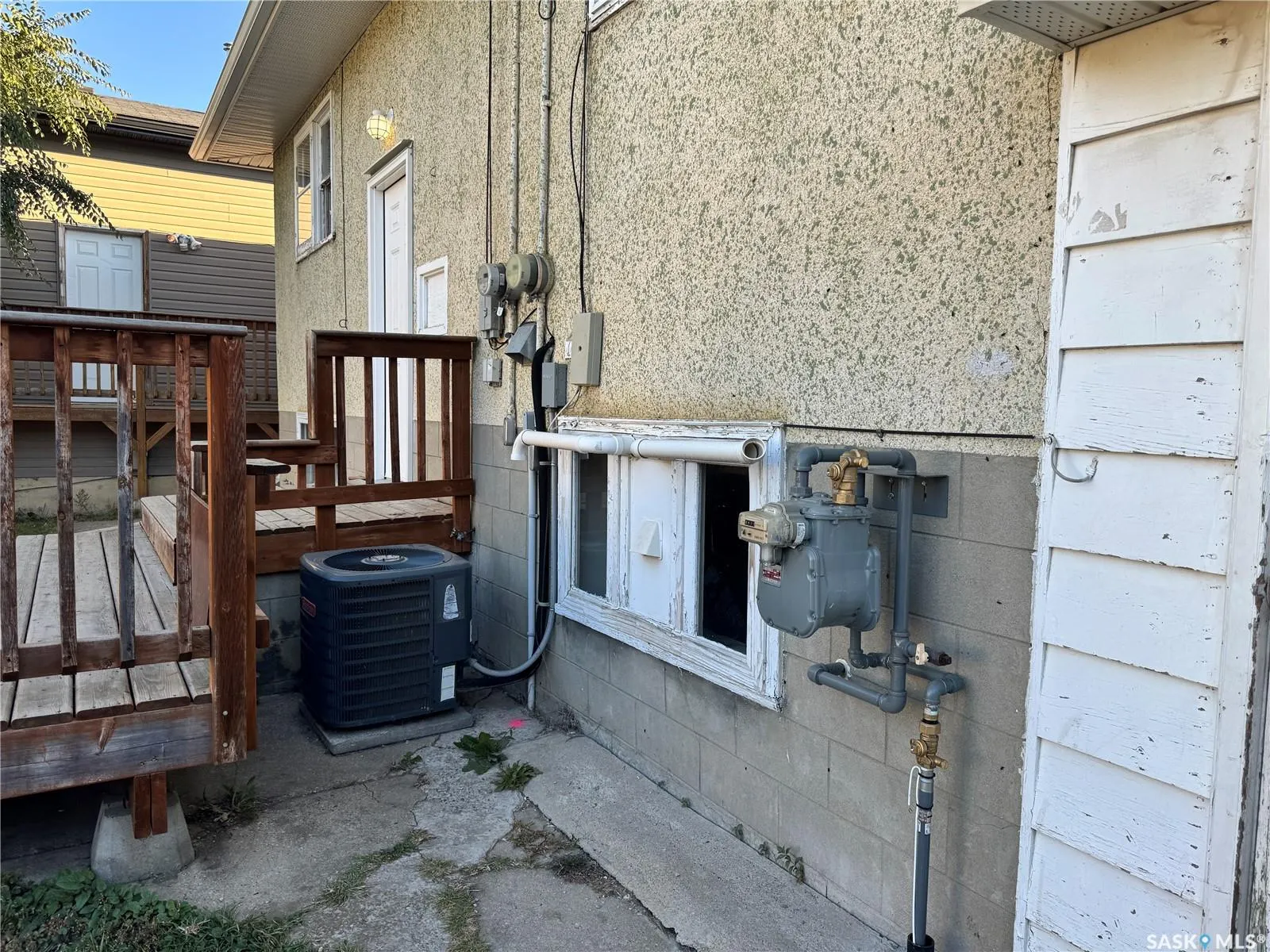 325 V AVENUE S