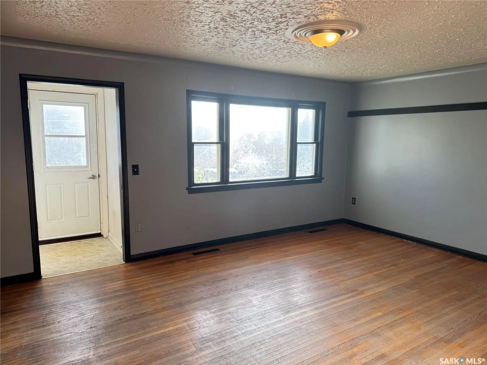 325 V AVENUE S
