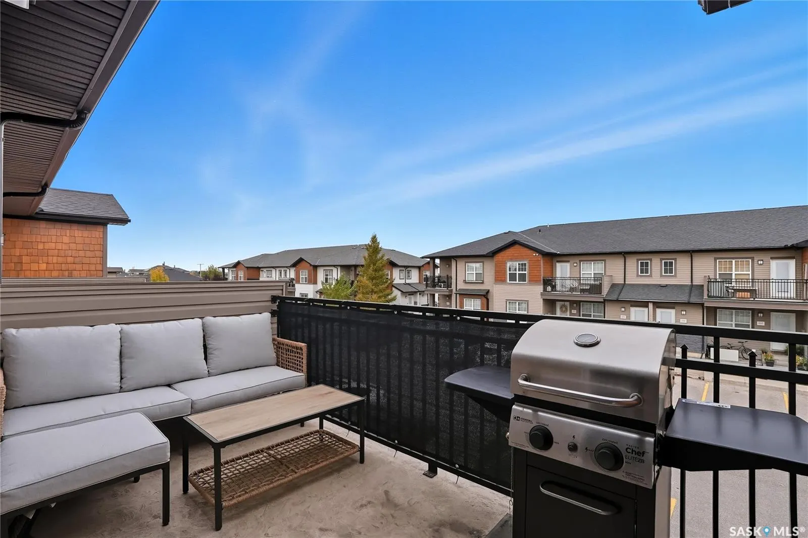 1015 Patrick CRESCENT, #408