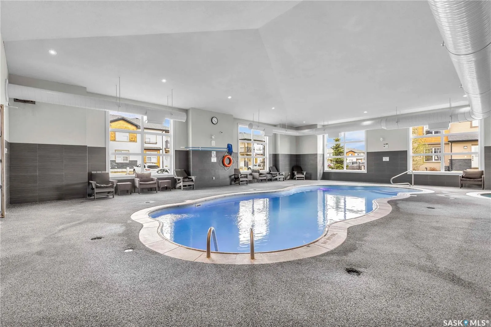 1015 Patrick CRESCENT, #408