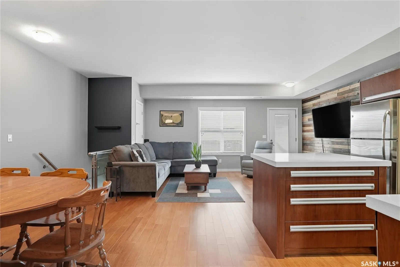 1015 Patrick CRESCENT, #408
