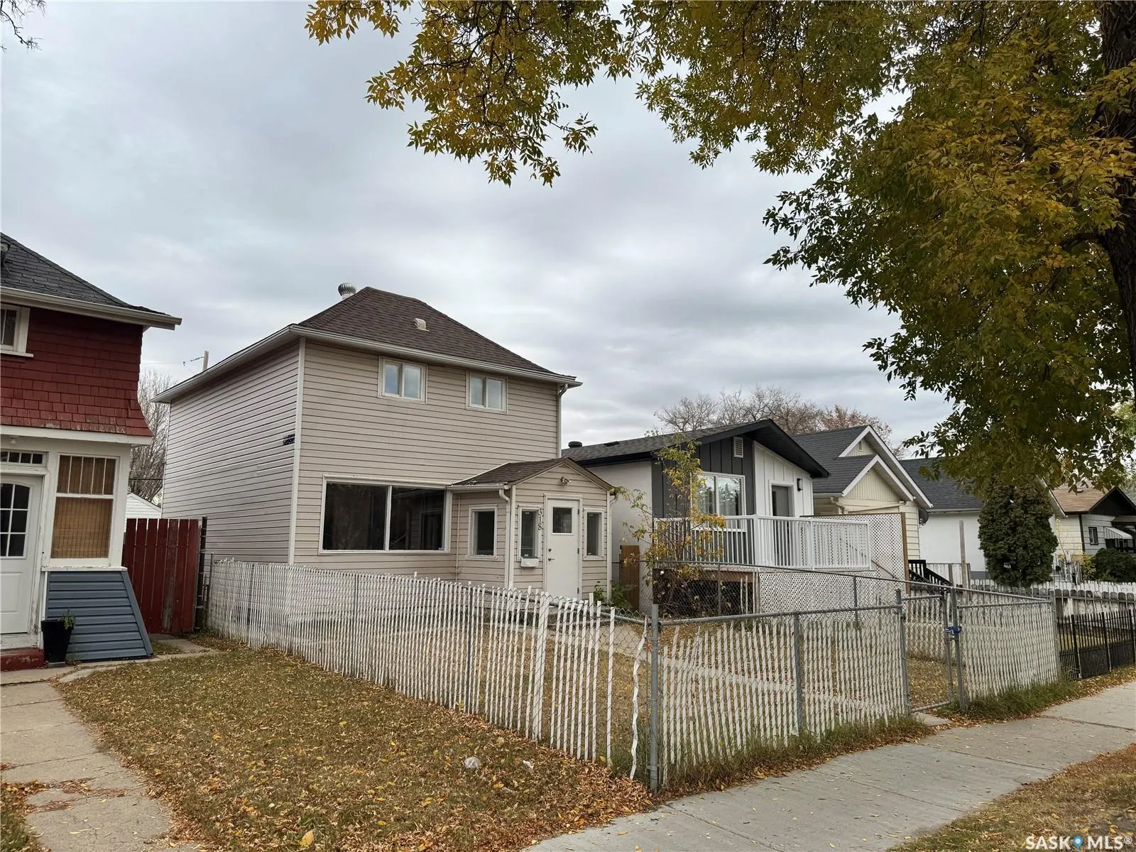318 H AVENUE S