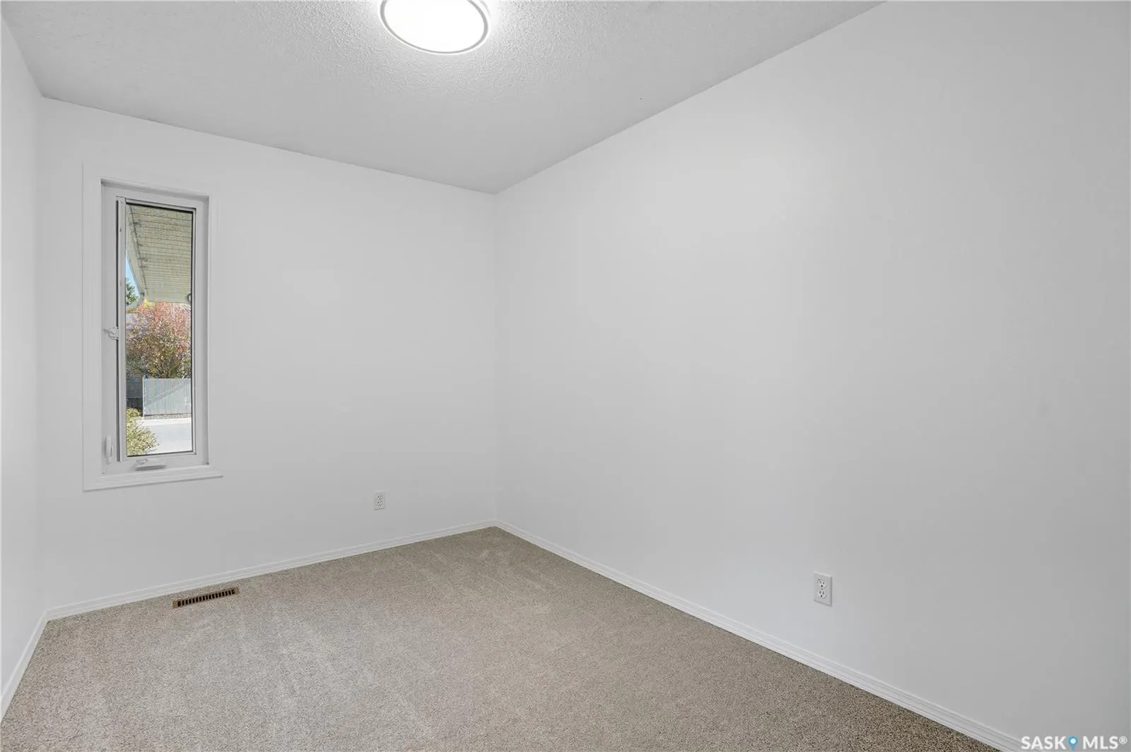 102 Bonli CRESCENT