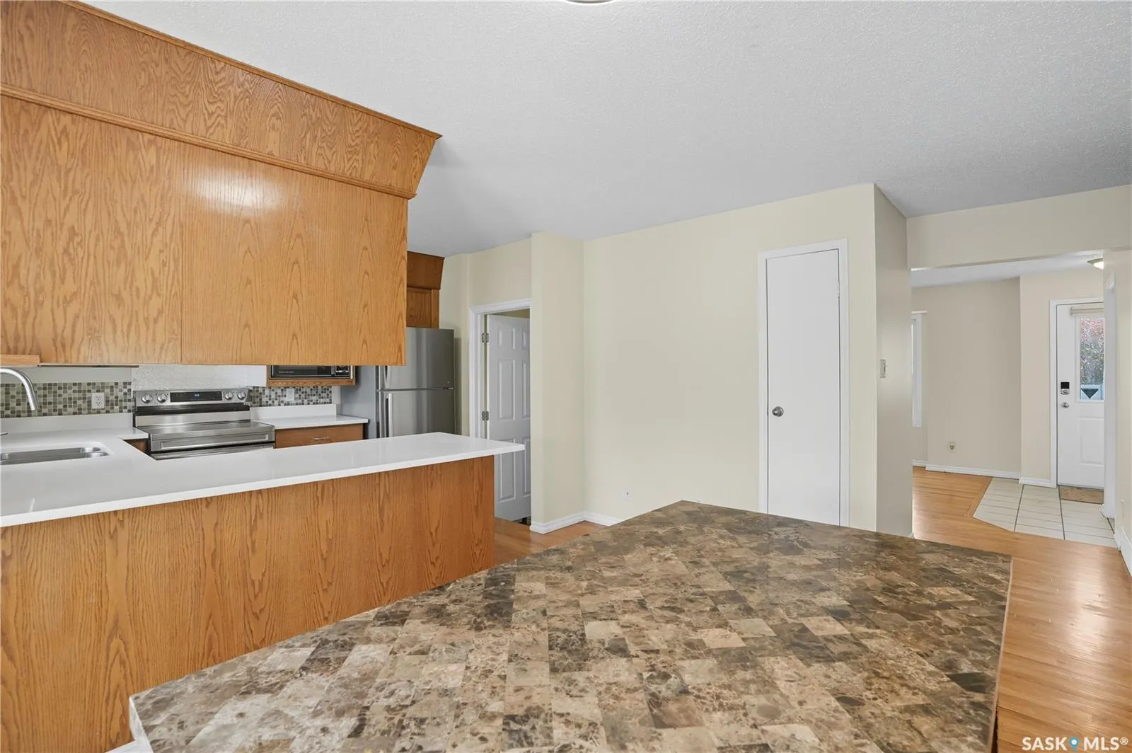 102 Bonli CRESCENT