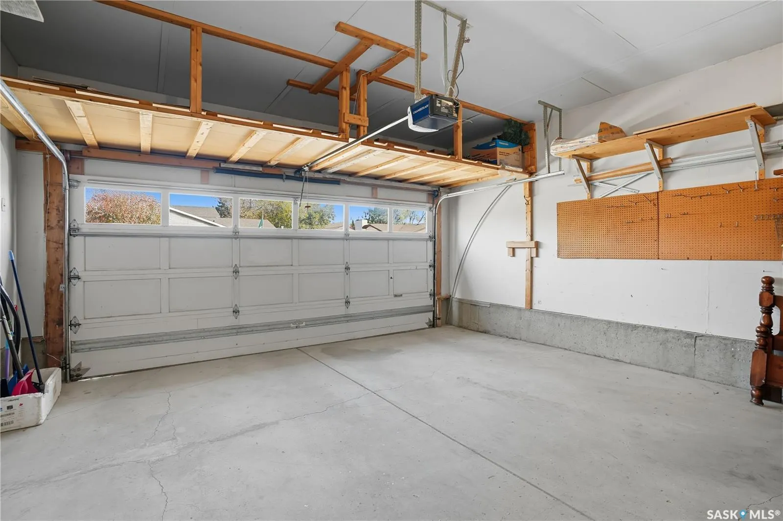 102 Bonli CRESCENT