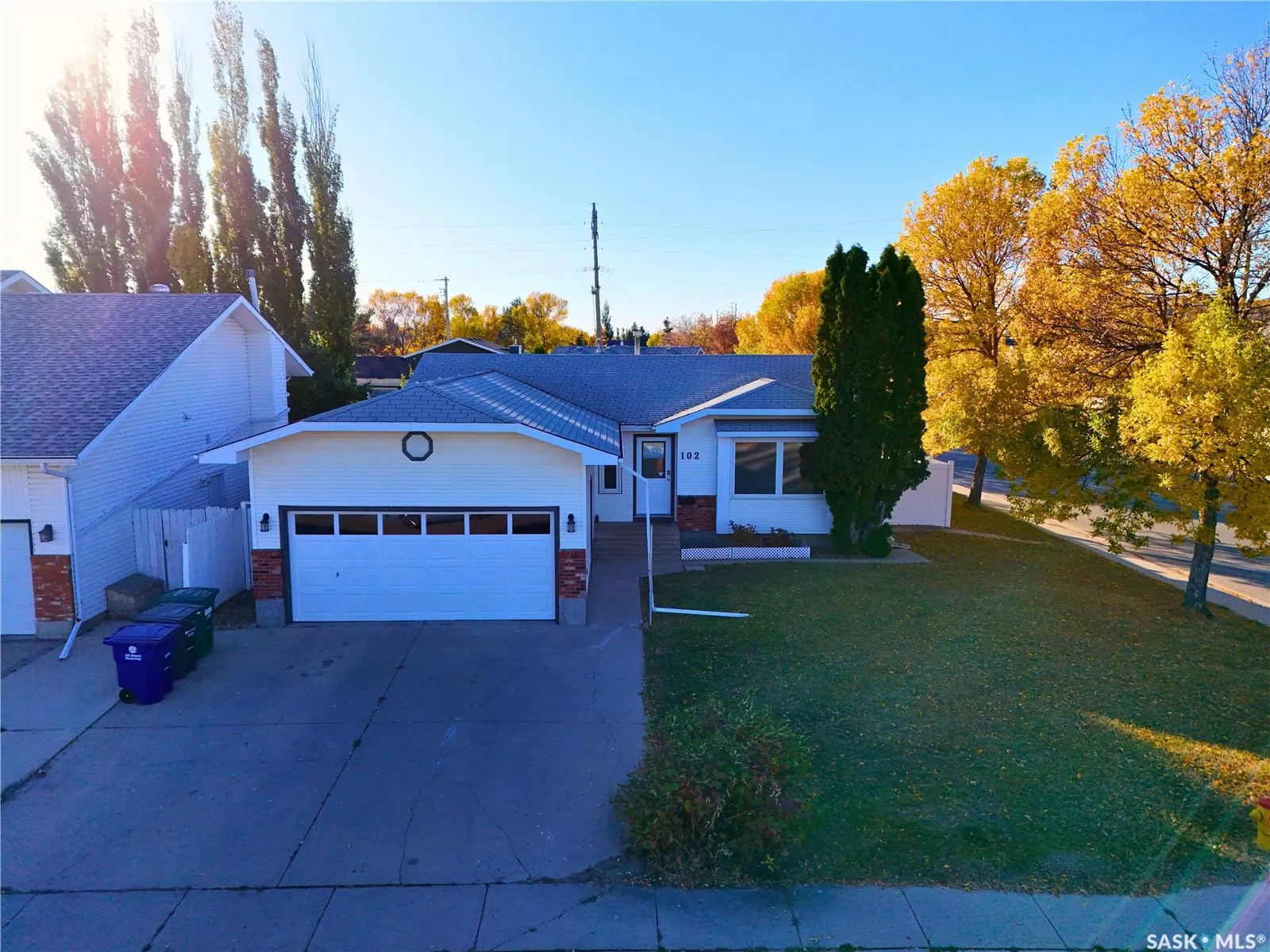 102 Bonli CRESCENT