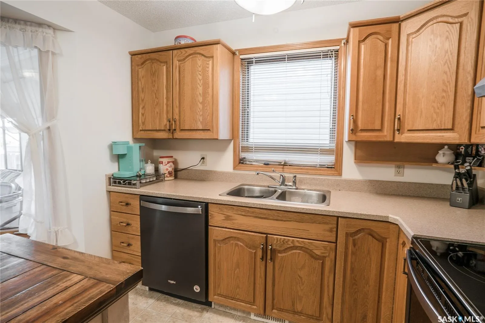 531 Smoothstone CRESCENT