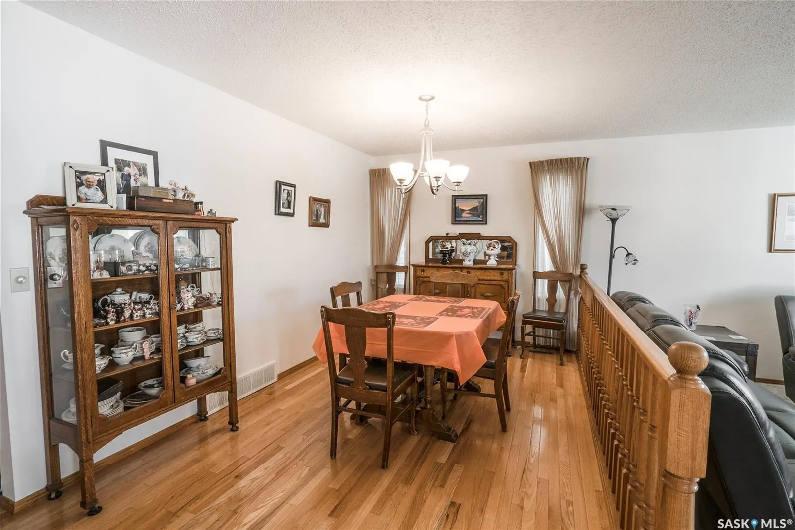 531 Smoothstone CRESCENT