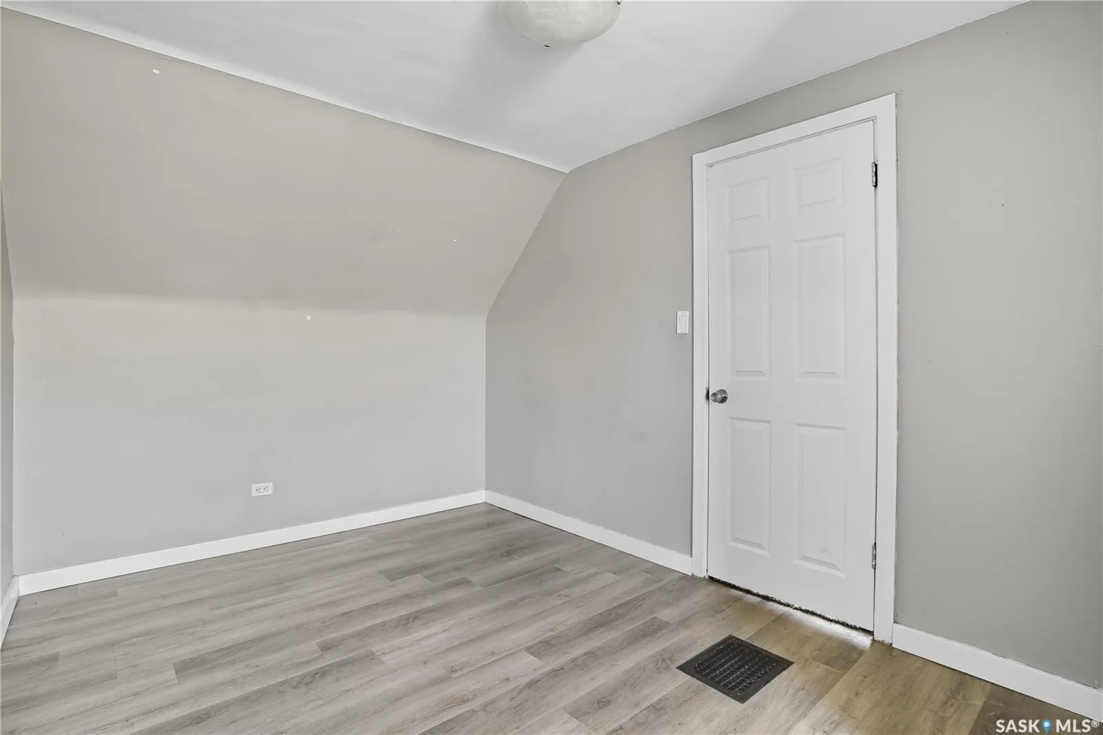 2614 Elliott DRIVE, #A&B