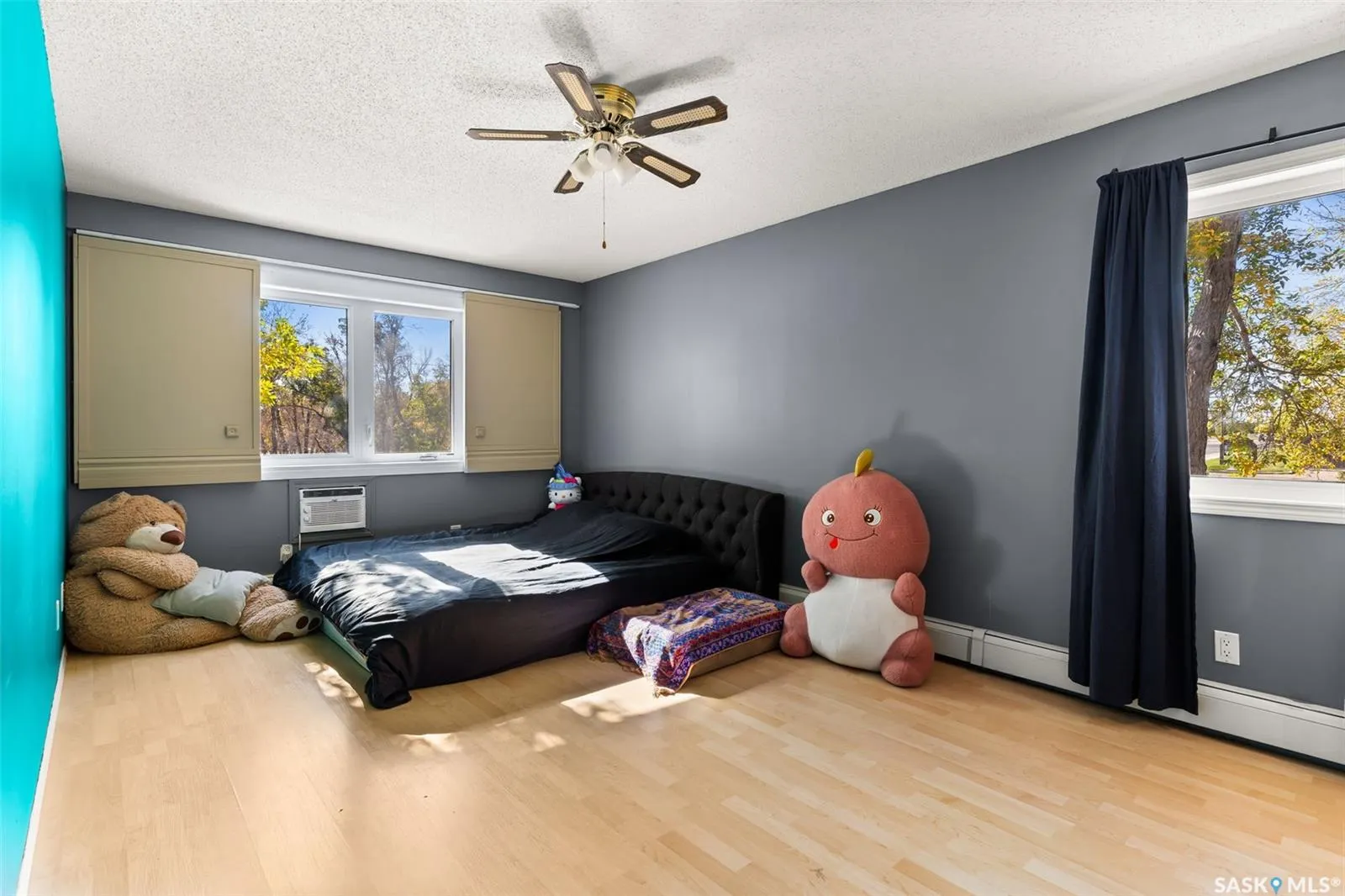 960 Assiniboine AVENUE, #201