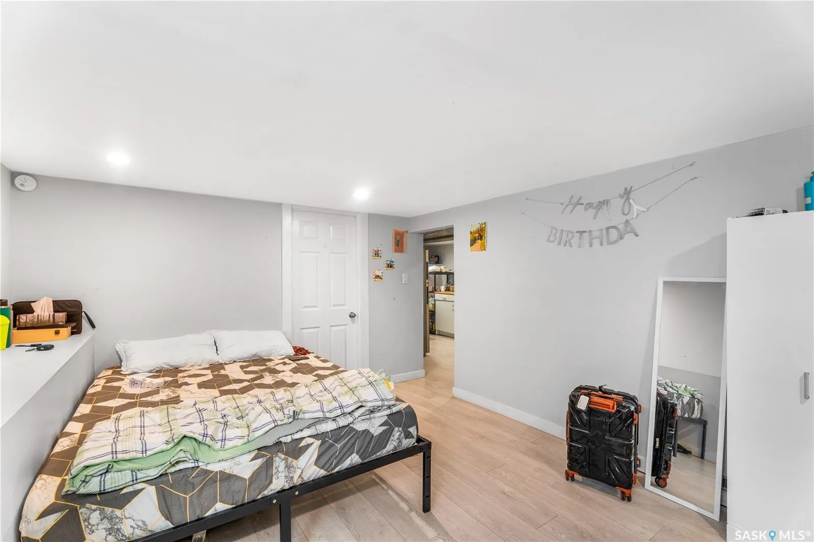1734 13th STREET W